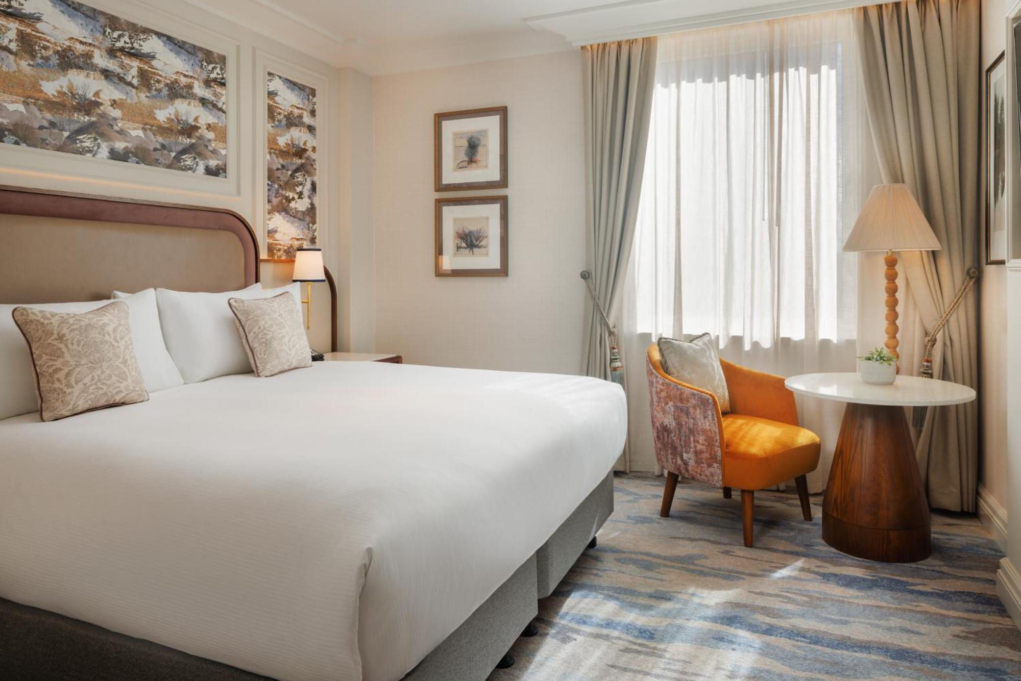 Deluxe King Room,1594672207:JPEG